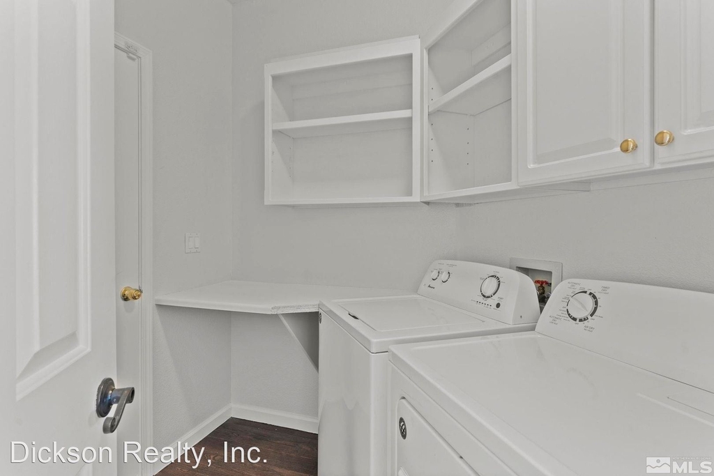 4675 Bradford Lane - Photo 25