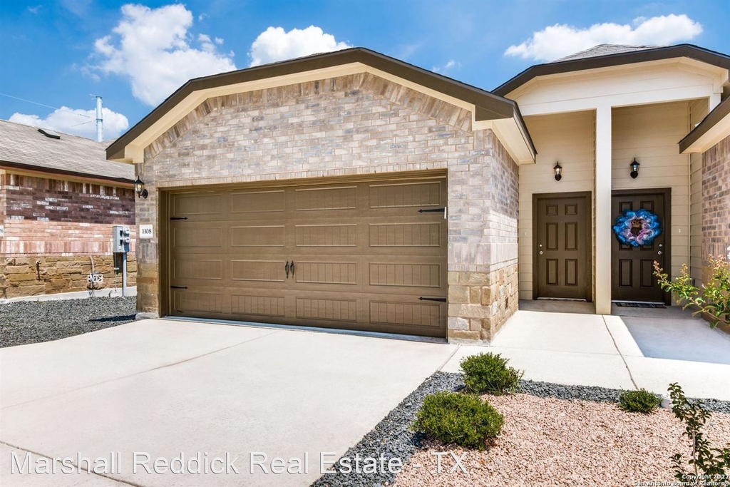 9212 Canyon Bend - Photo 27