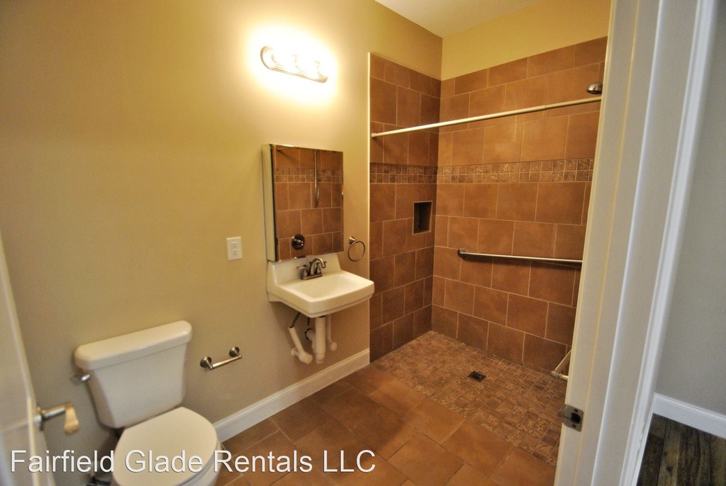 783 Genesis Rd Apt 101 - Photo 4