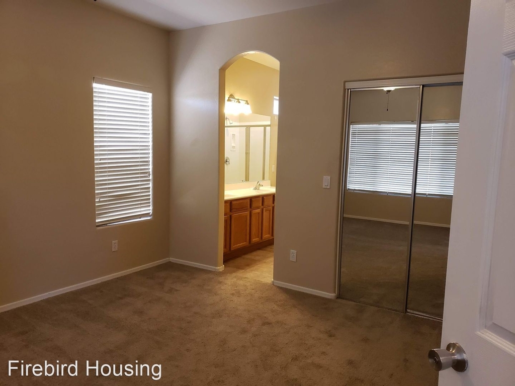 44714 W. Alamendras Street - Photo 12