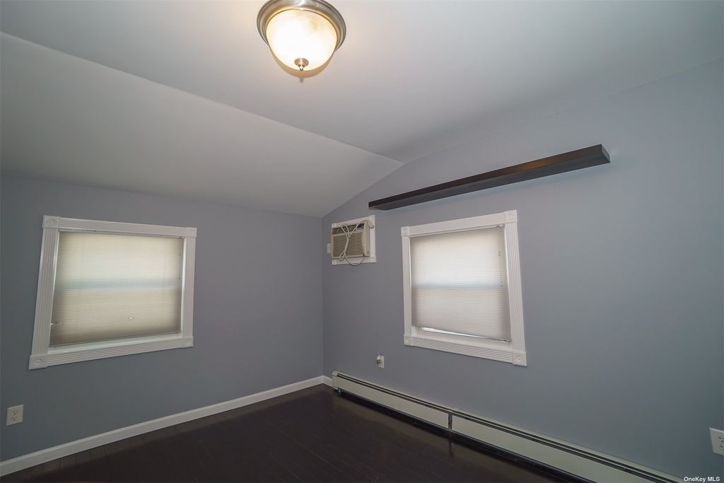 303 Lansdowne Avenue - Photo 13