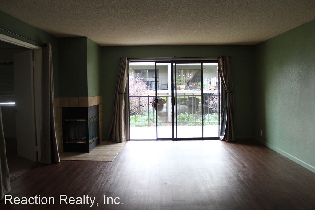 250 E. Fern Ave. #103 - Photo 6