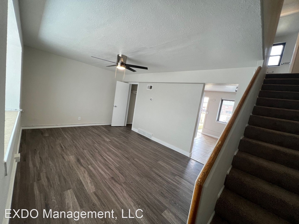 3300 Lawrence Street - Photo 3