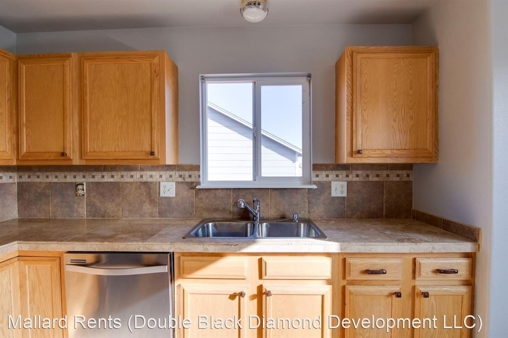 7515 Farmcrest Rd - Photo 14