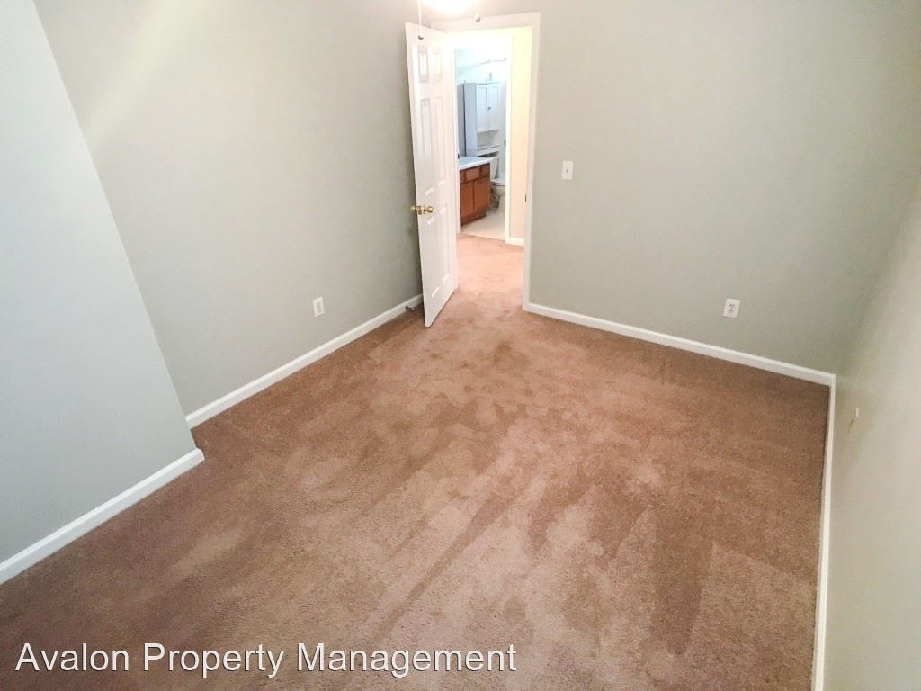 4859 Lake Park Terrace - Photo 24