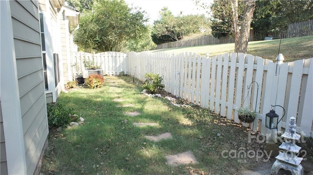 9120 Twilight Hill Court - Photo 26