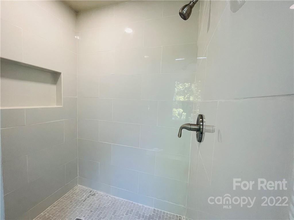 7016 Pleasant Drive - Photo 14