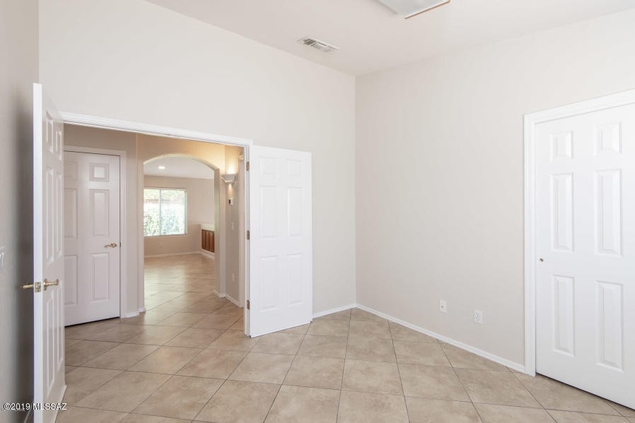 2362 E Wide View Court - Photo 3