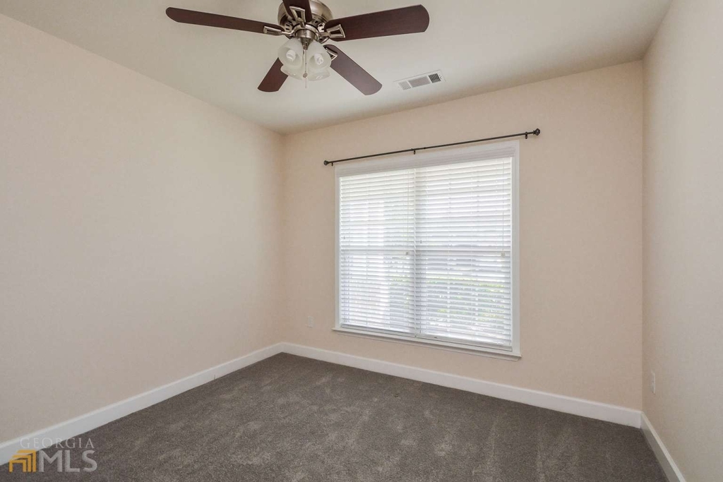 717 Firefly Court - Photo 10