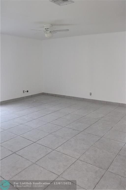 11005 Royal Palm Blvd - Photo 12