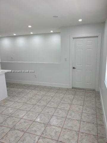401 Sw 62nd Ave - Photo 5