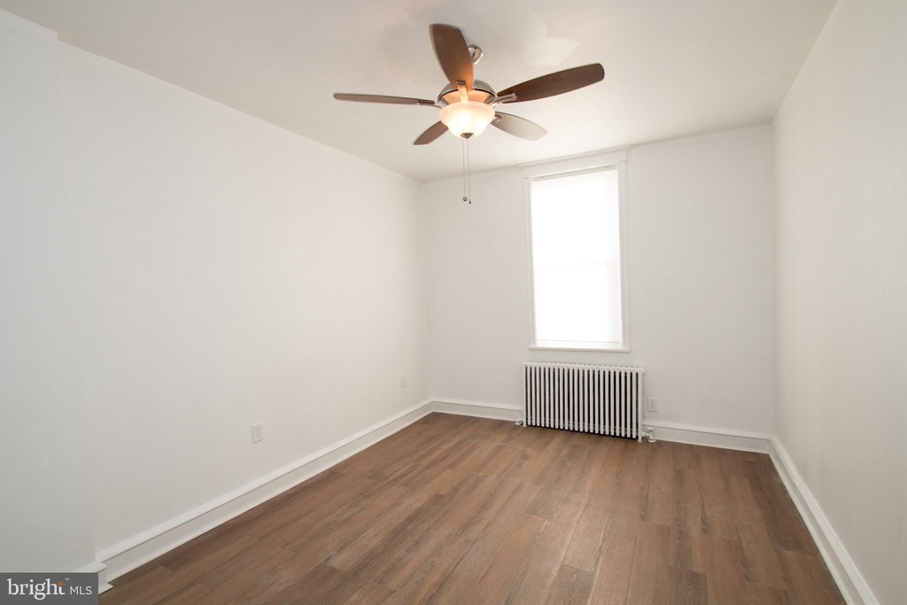 1129 Mckean Street - Photo 10