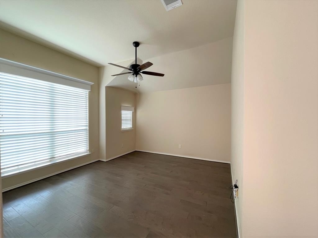 1428 Clayton Lane - Photo 5