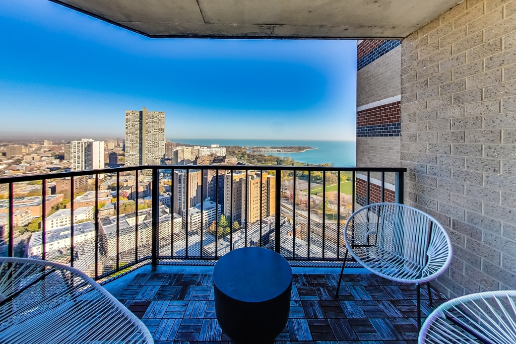 3660 N Lake Shore Drive - Photo 19