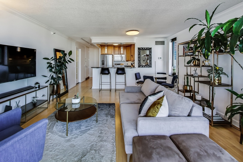 3660 N Lake Shore Drive - Photo 12