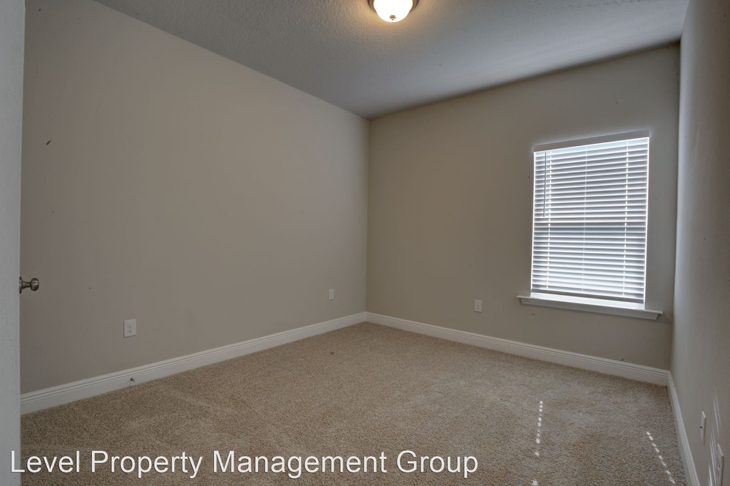 9102 Diamante Blvd. - Photo 19