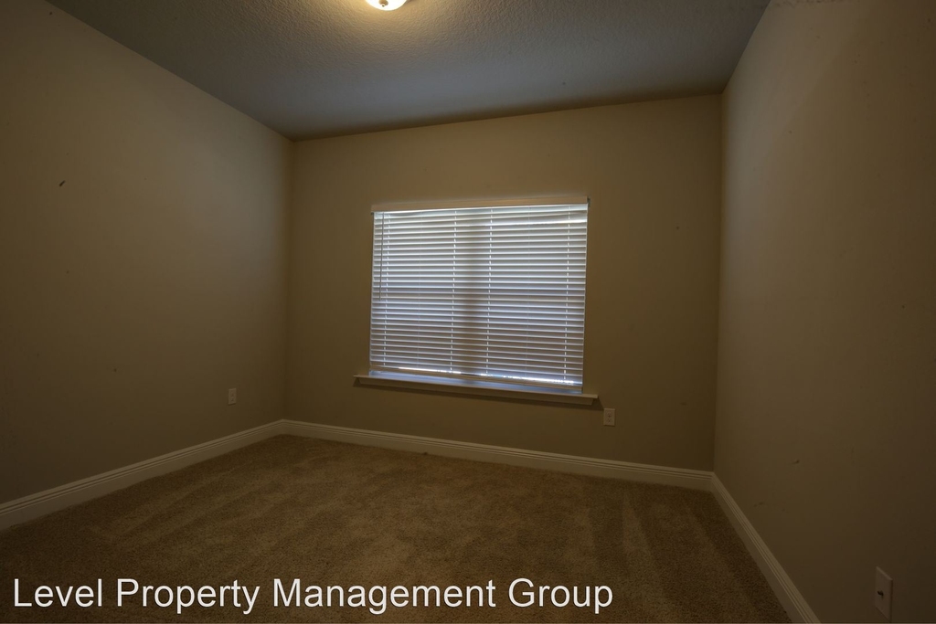 9102 Diamante Blvd. - Photo 18