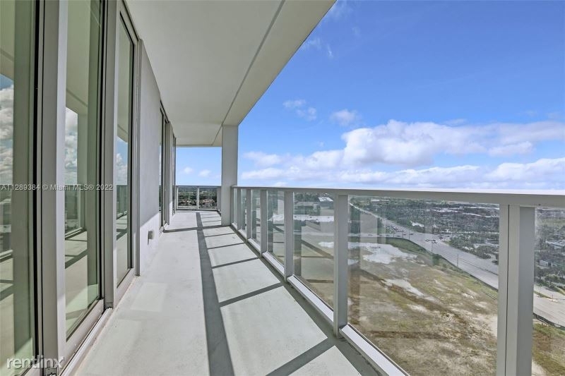 2000 Metropica Way - Photo 8