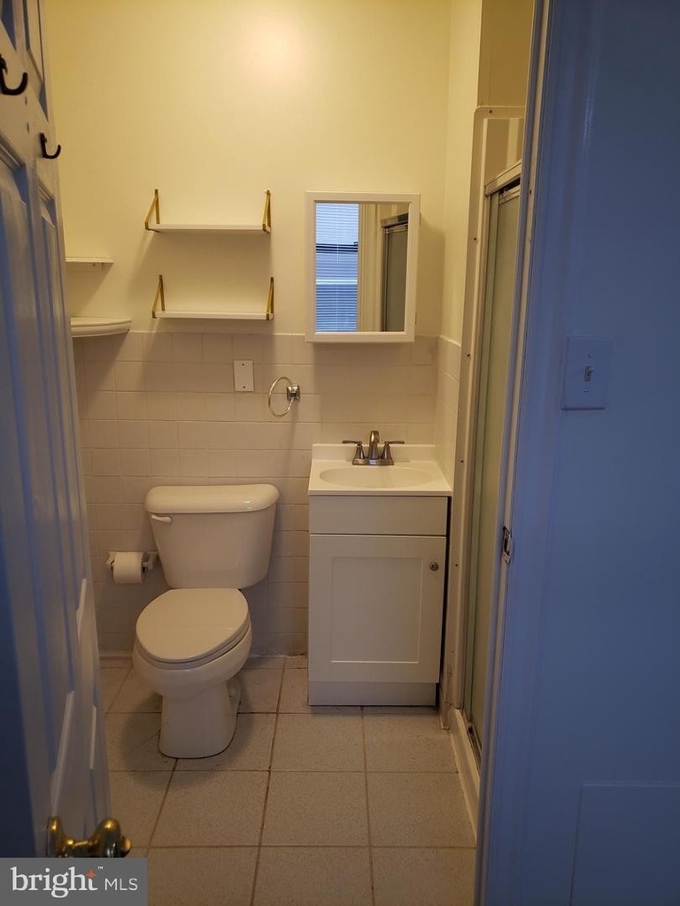 319 Market St #2r - Photo 3