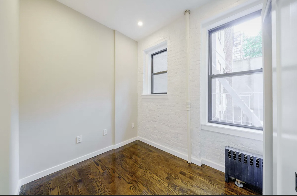 236 East 5th Street - Photo 6