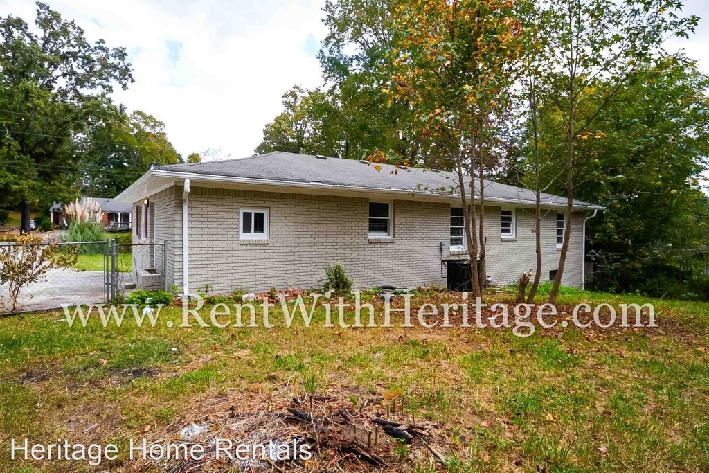 1145 Bingham Rd - Photo 38