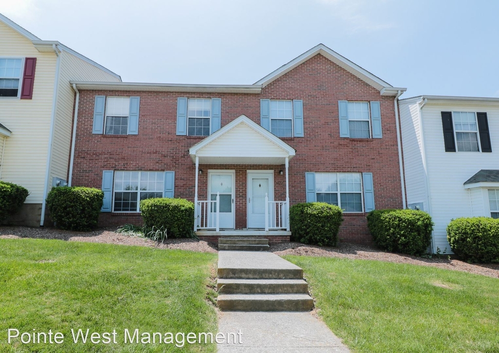 1421 Christine Court - Photo 0