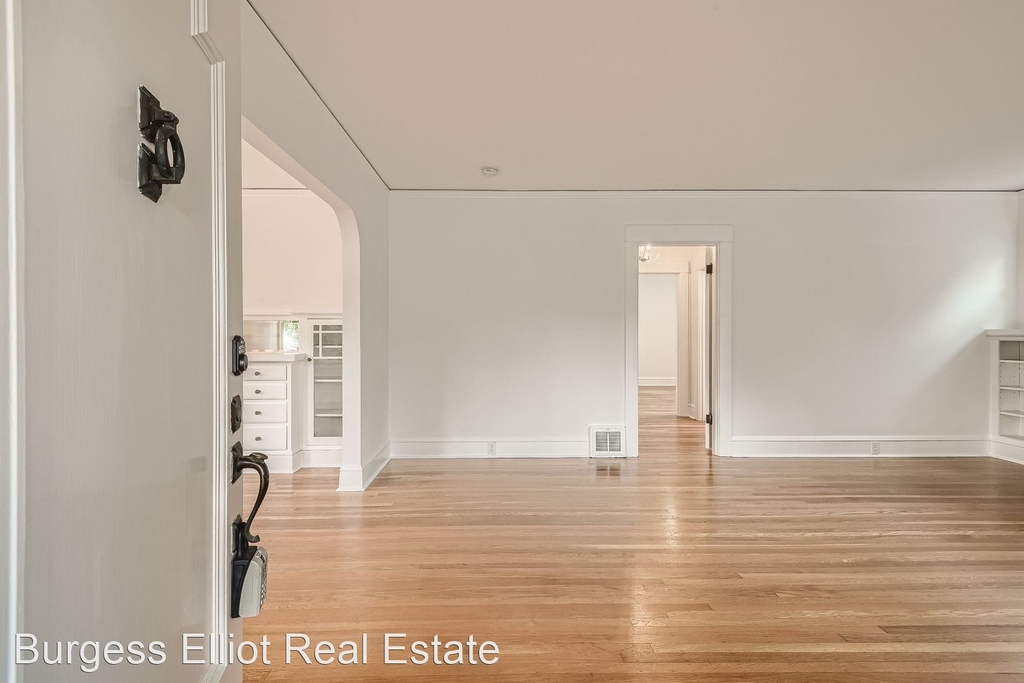 2905 Ne 58th Ave - Photo 1