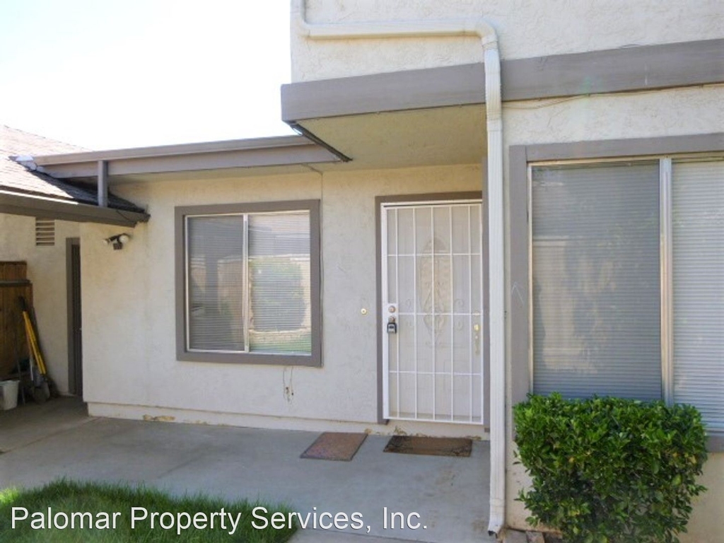 2149 Pepper Tree Place - Photo 3