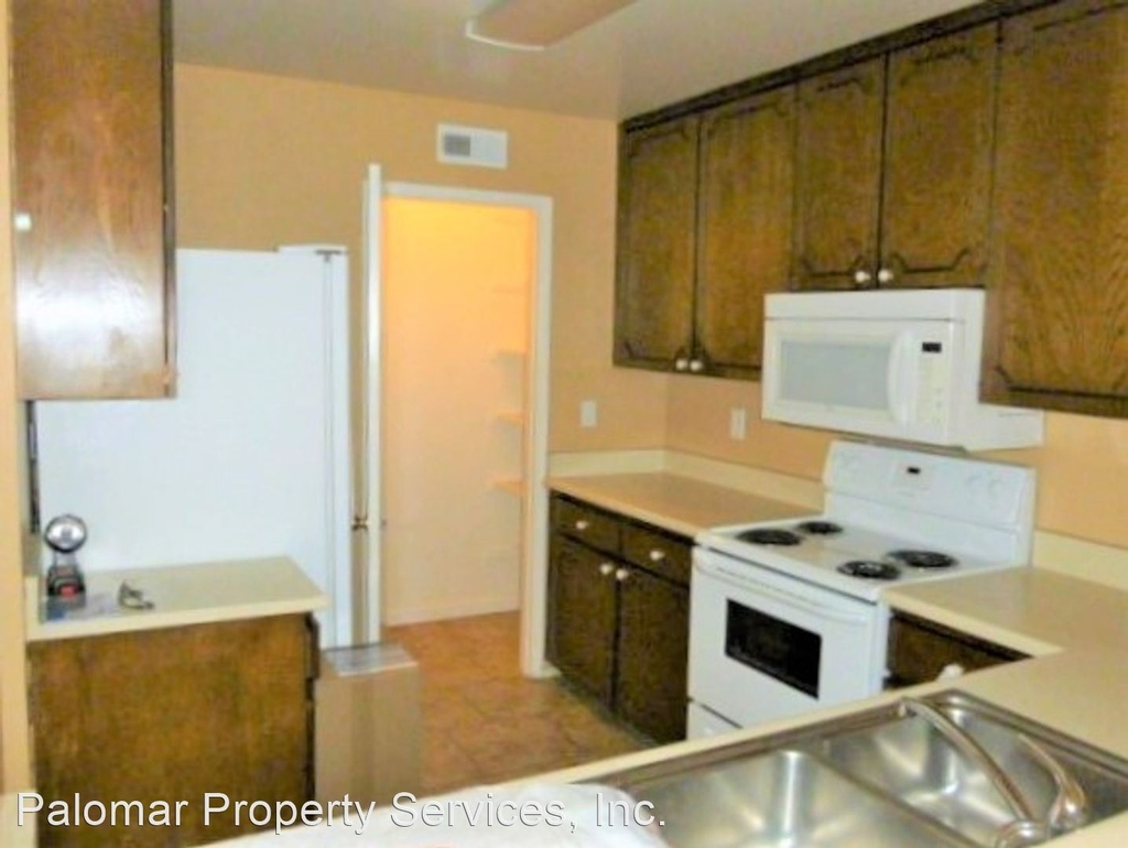 2149 Pepper Tree Place - Photo 6