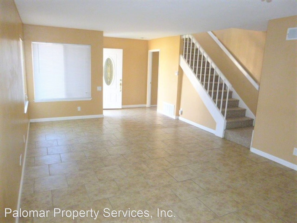 2149 Pepper Tree Place - Photo 4