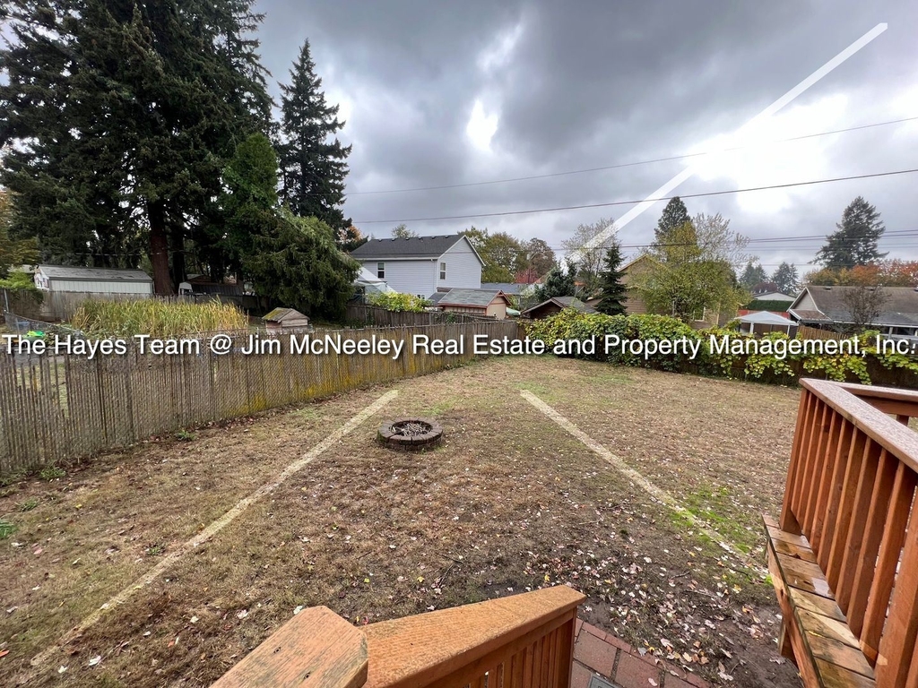 1122 Se 147th Ave. - Photo 35