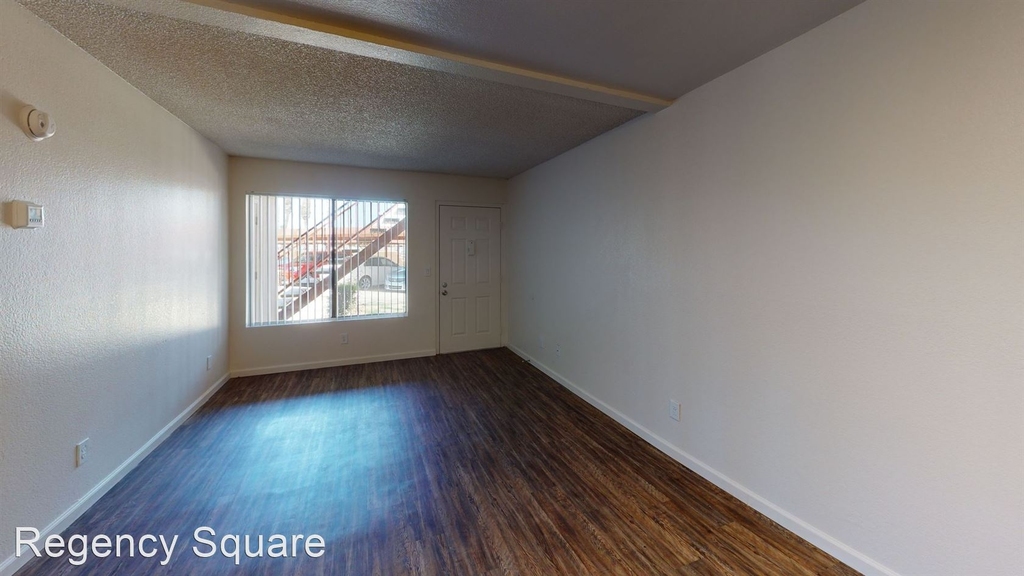 2350 S Avenue B - Photo 55