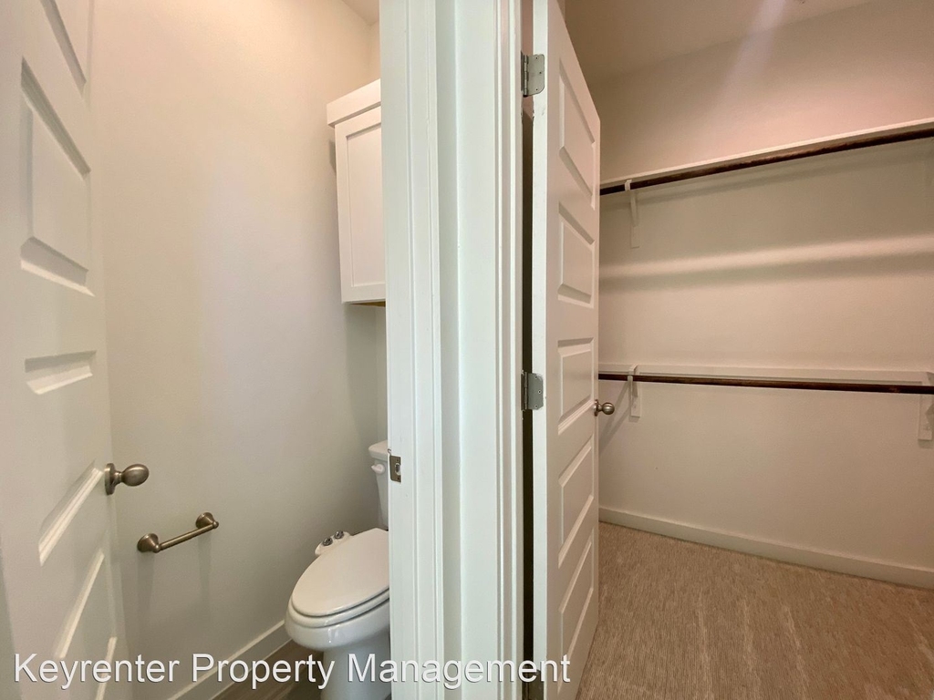 6409 Berkman Dr Unit 10 - Photo 28