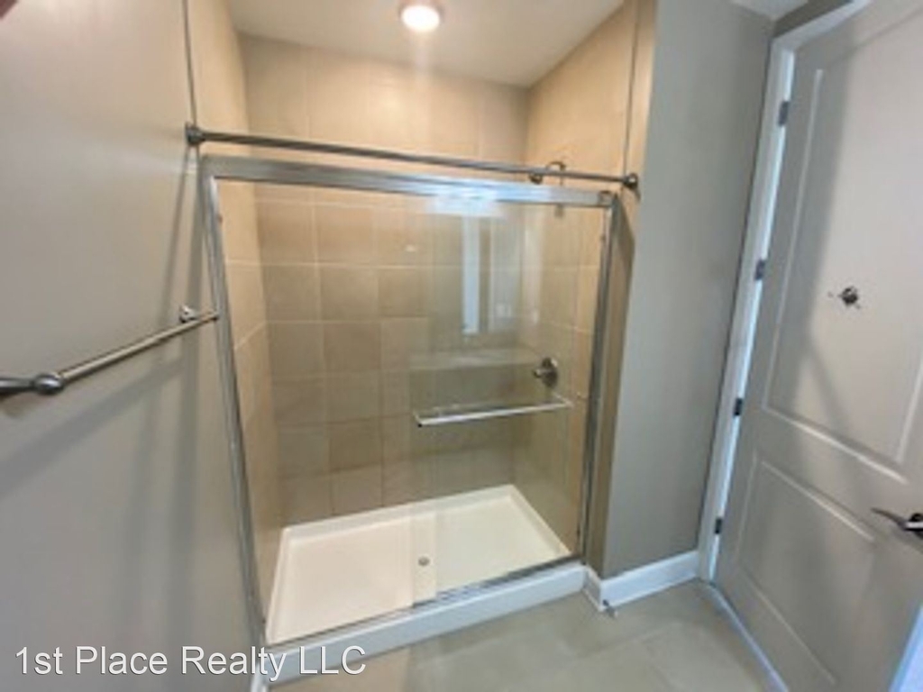 1378 King Avenue - Photo 11