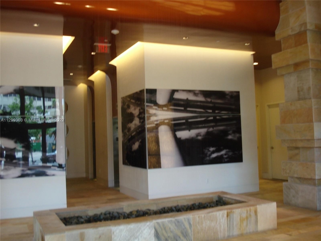 500 Brickell Ave - Photo 10