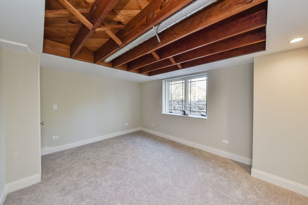 730 E Benton Avenue - Photo 19