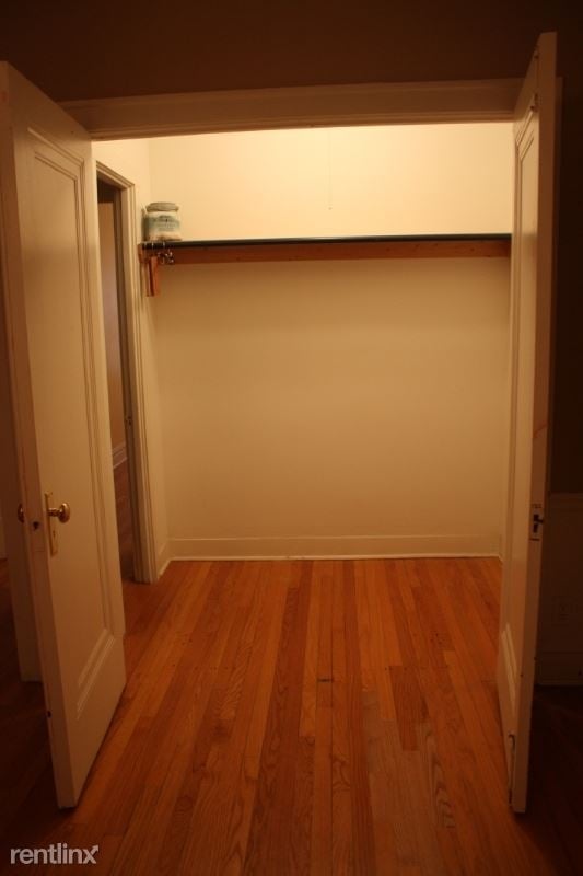 403 S East Ave - Photo 2