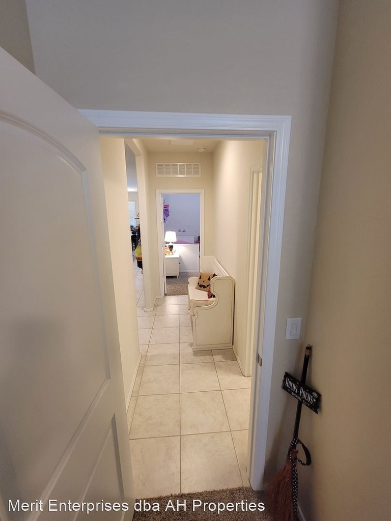 2394 E San Gabriel Trl - Photo 2