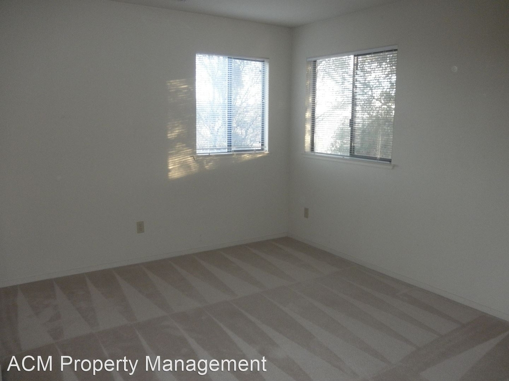 18481 Song Sparrow Ct. - Photo 12