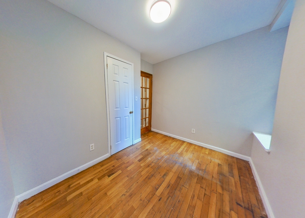 405 East 12th Street - Photo 2