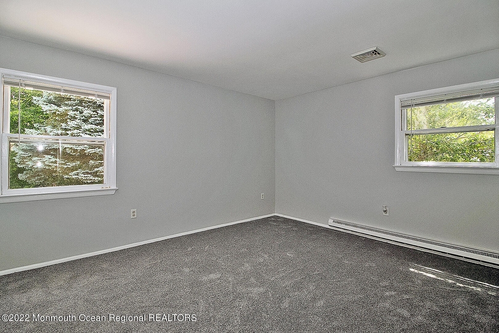 343 Tuscarora Avenue - Photo 8