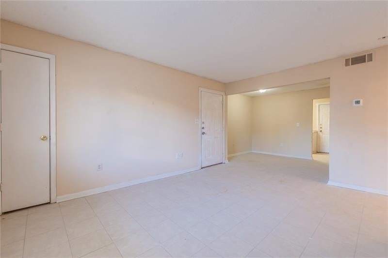 2060 Alison Court - Photo 2