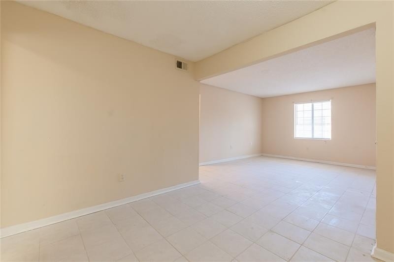 2060 Alison Court - Photo 6