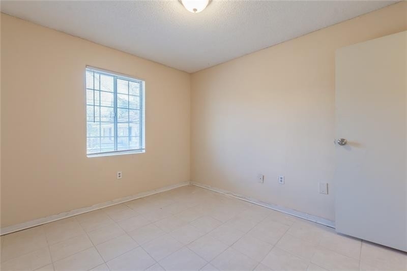 2060 Alison Court - Photo 14