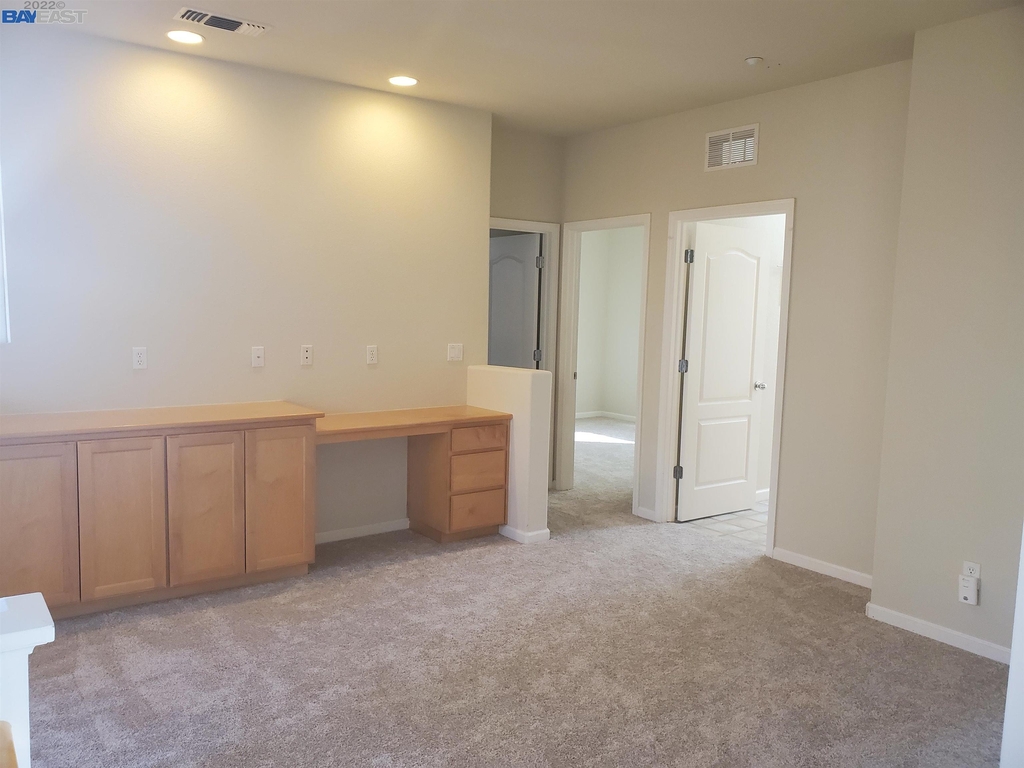 2703 Presidio Dr - Photo 13