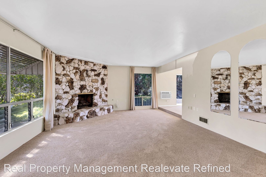 5240 Le Barron Road - Photo 2