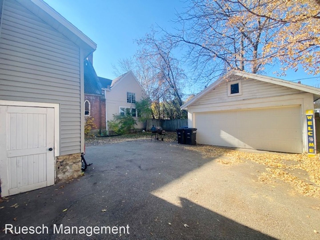 735 Jackson St - Photo 24