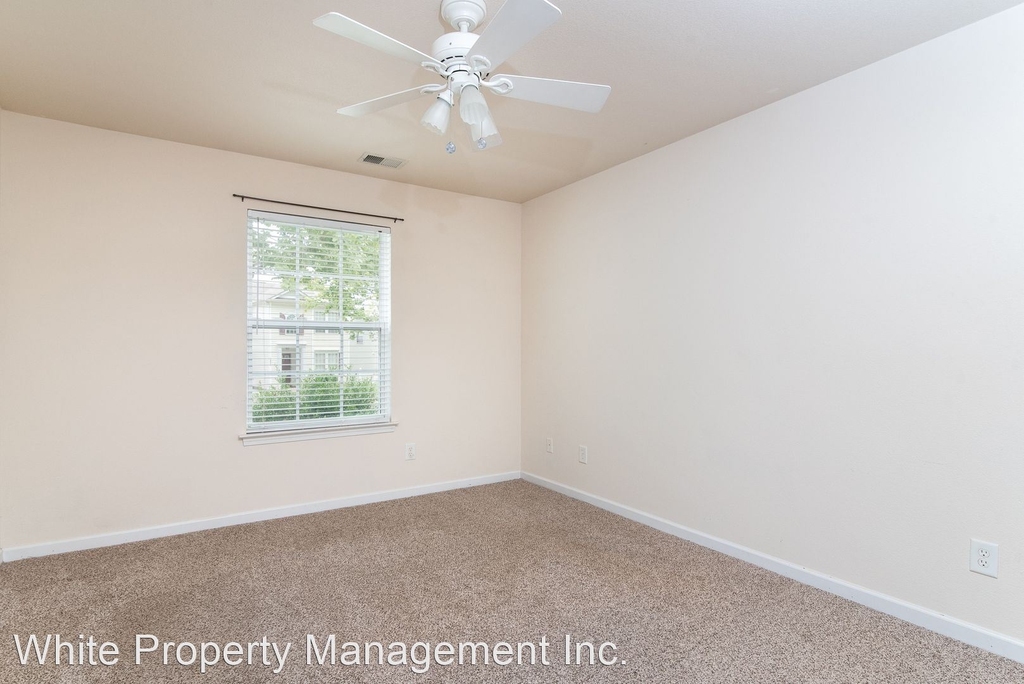 2836 Oasis Lane - Photo 10