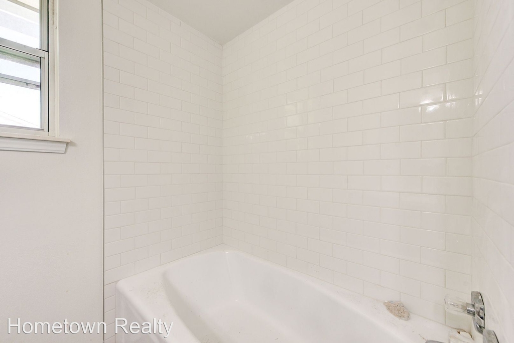 3425 N Ridgewood Drive - Photo 29