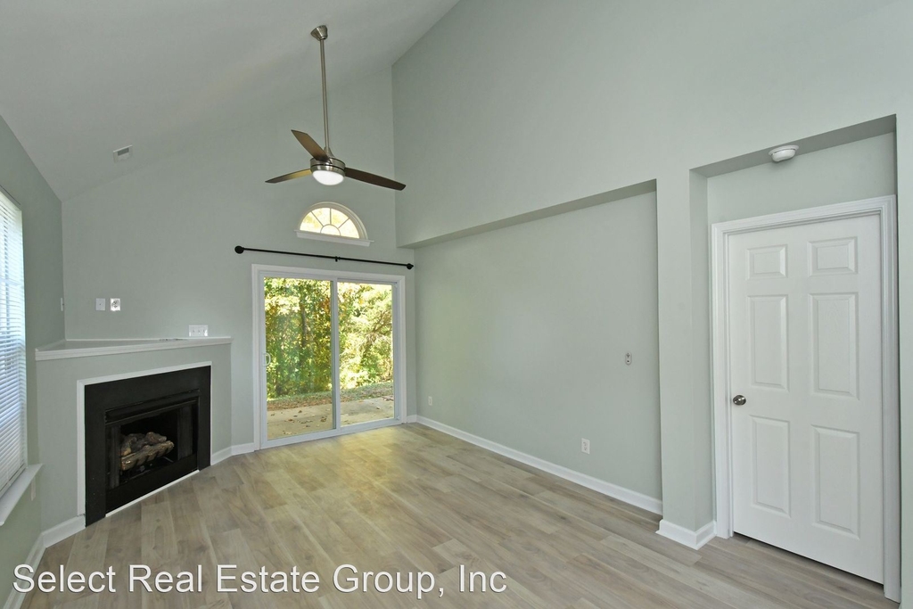 7483 Pilot Cove Ct - Photo 12